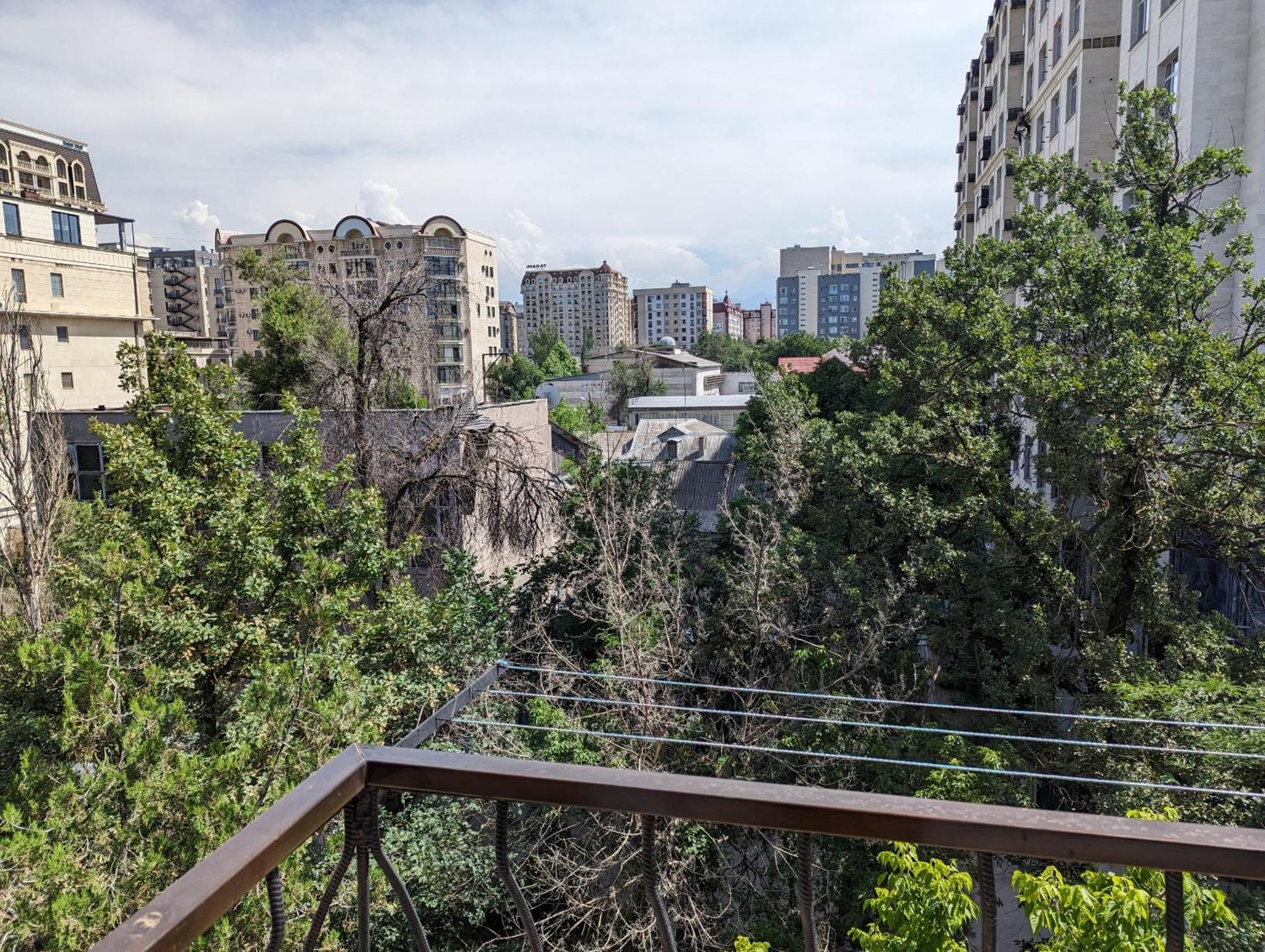 בישקק Moonflower Residence 4645 מראה חיצוני תמונה