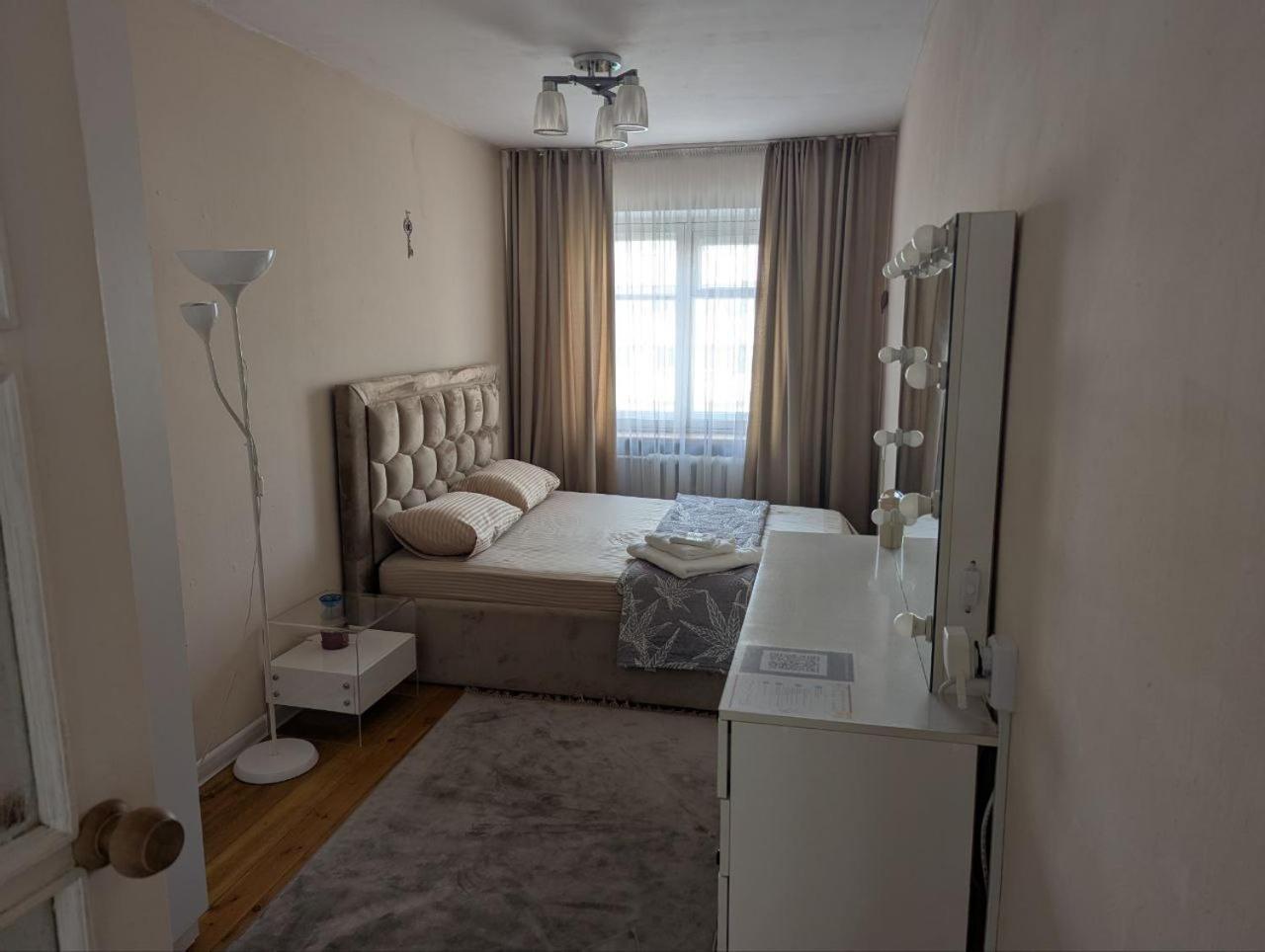 בישקק Moonflower Residence 4645 מראה חיצוני תמונה